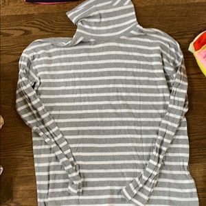 Jcrew size medium bf turtleneck